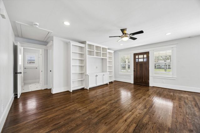 1062 W 41st Street, Houston, TX 77018