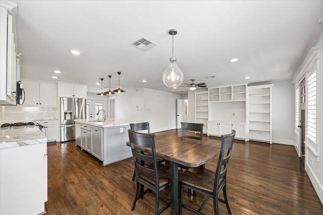 1062 W 41st Street, Houston, TX 77018