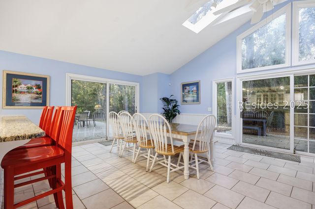 2 Sandpiper St, Hilton Head Island, SC 29928