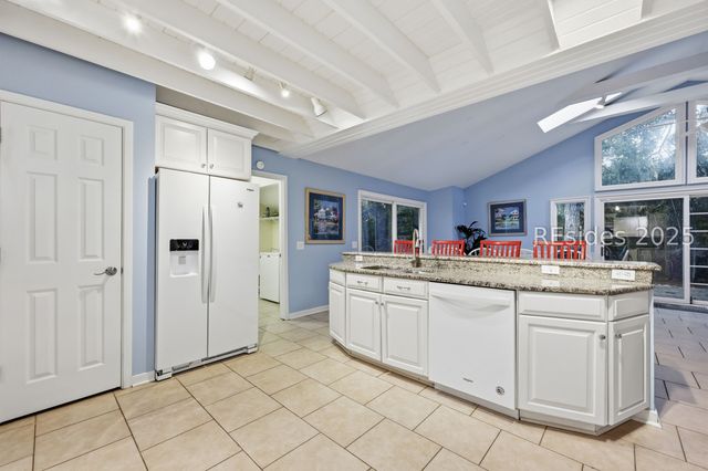 2 Sandpiper St, Hilton Head Island, SC 29928