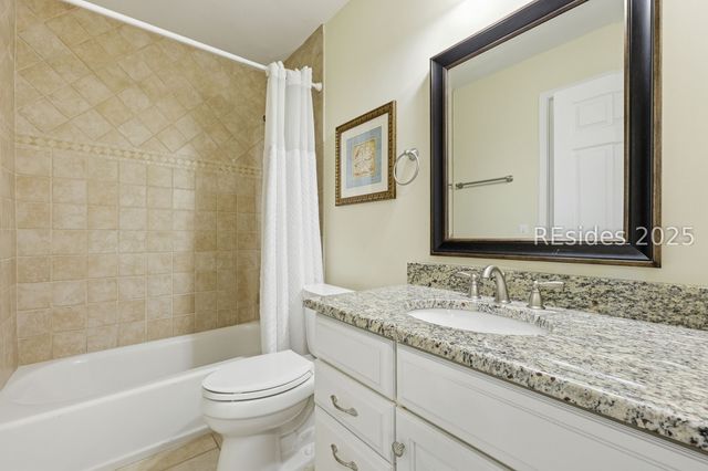 2 Sandpiper St, Hilton Head Island, SC 29928