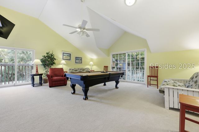 2 Sandpiper St, Hilton Head Island, SC 29928