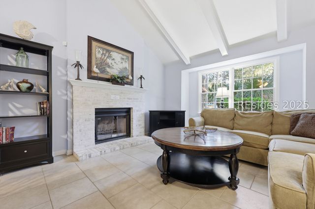 2 Sandpiper St, Hilton Head Island, SC 29928