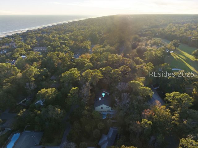 2 Sandpiper St, Hilton Head Island, SC 29928