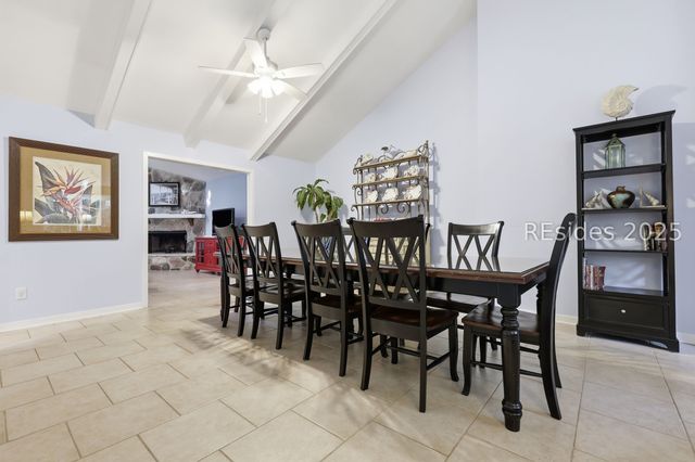 2 Sandpiper St, Hilton Head Island, SC 29928