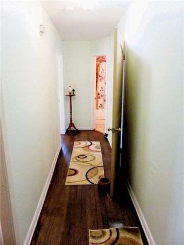 1413 Sandy Point Road, Bryan, TX 77803