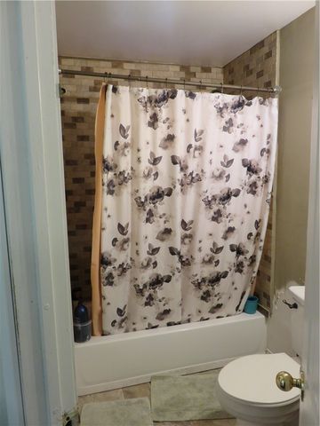 1413 Sandy Point Road, Bryan, TX 77803