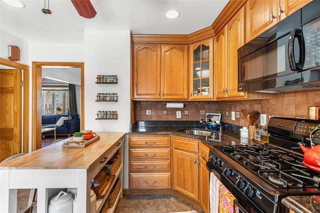 39 Orchard Street, East Providence, RI 02914