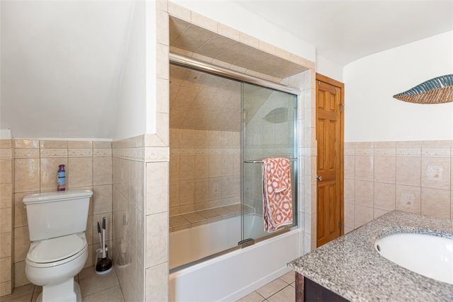 39 Orchard Street, East Providence, RI 02914