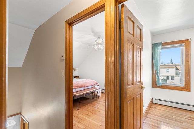 39 Orchard Street, East Providence, RI 02914