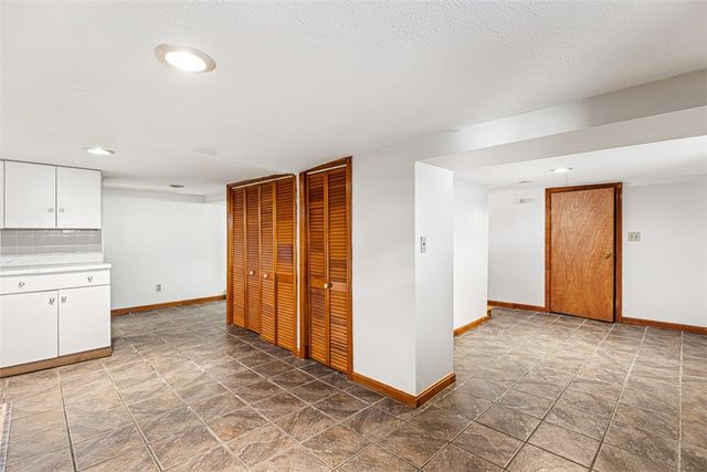 39 Orchard Street, East Providence, RI 02914