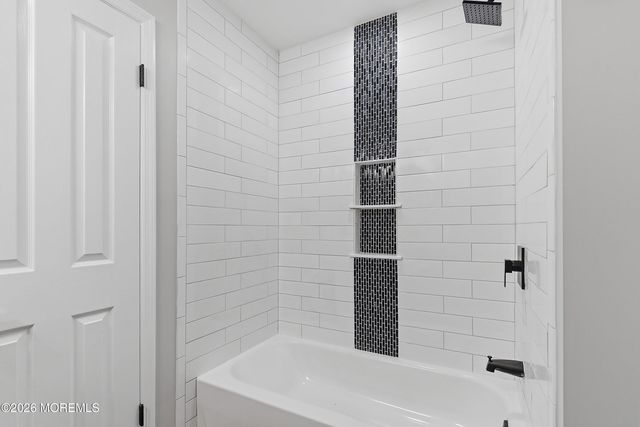 70 Innsbruck Drive, Toms River, NJ 08757