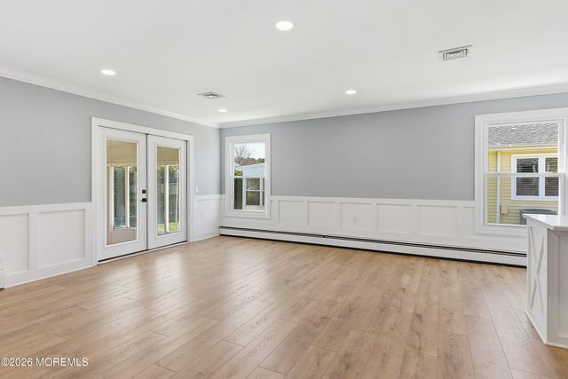 70 Innsbruck Drive, Toms River, NJ 08757