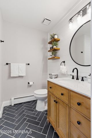 70 Innsbruck Drive, Toms River, NJ 08757