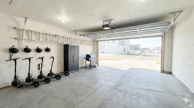 573 N RICHLAND VALLEY ST, Garden City, UT 84028