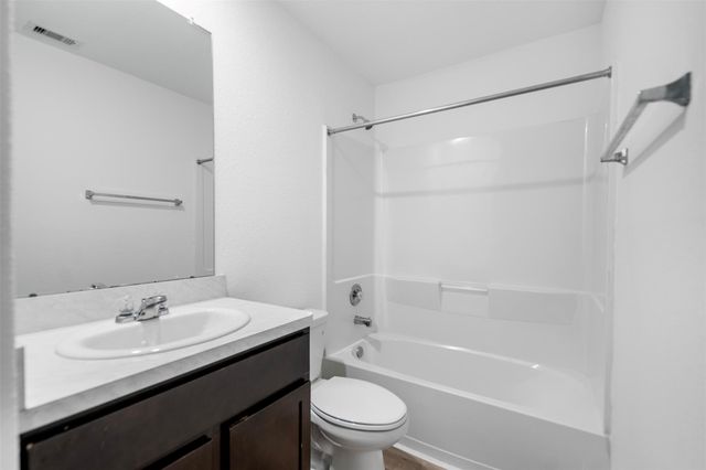 14519 Broadbury Pond Road, Rosharon, TX 77583