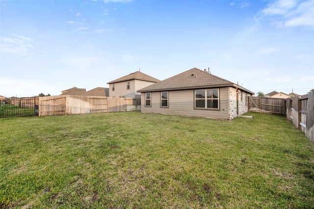 14519 Broadbury Pond Road, Rosharon, TX 77583