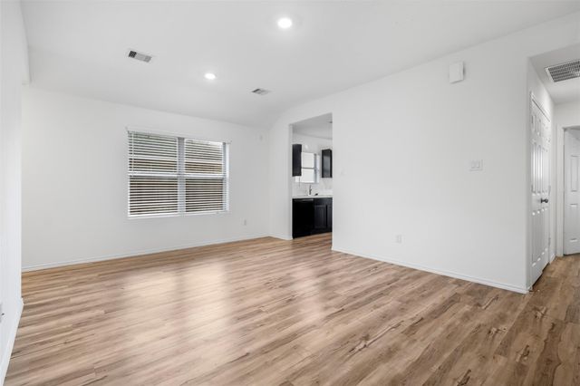 14519 Broadbury Pond Road, Rosharon, TX 77583