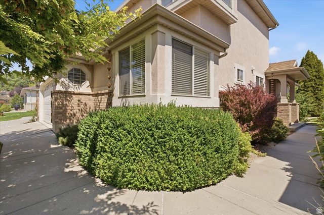 42 E HILLSBOROUGH, Pleasant View, UT 84414
