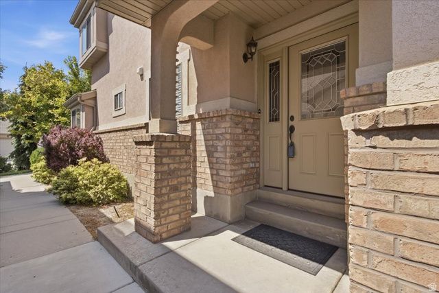 42 E HILLSBOROUGH, Pleasant View, UT 84414