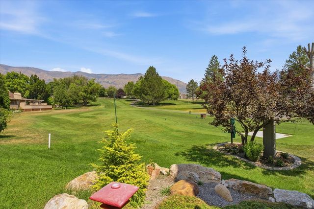 42 E HILLSBOROUGH, Pleasant View, UT 84414