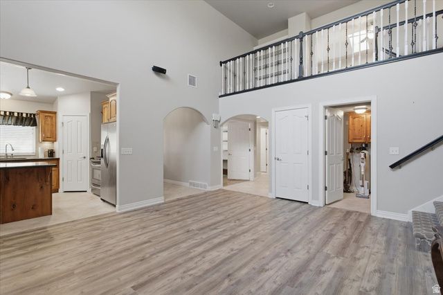 42 E HILLSBOROUGH, Pleasant View, UT 84414