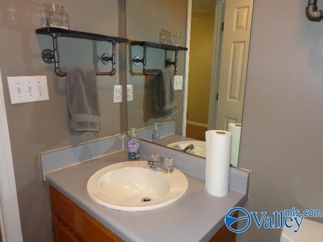 2003 Glenwood Drive SW, Hartselle, AL 35640