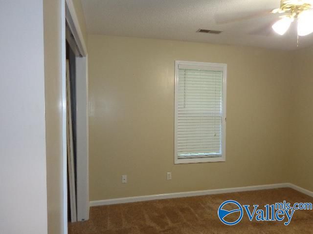 2003 Glenwood Drive SW, Hartselle, AL 35640