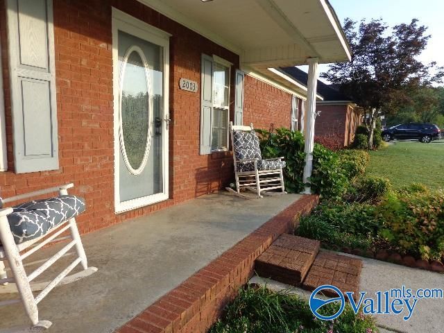 2003 Glenwood Drive SW, Hartselle, AL 35640