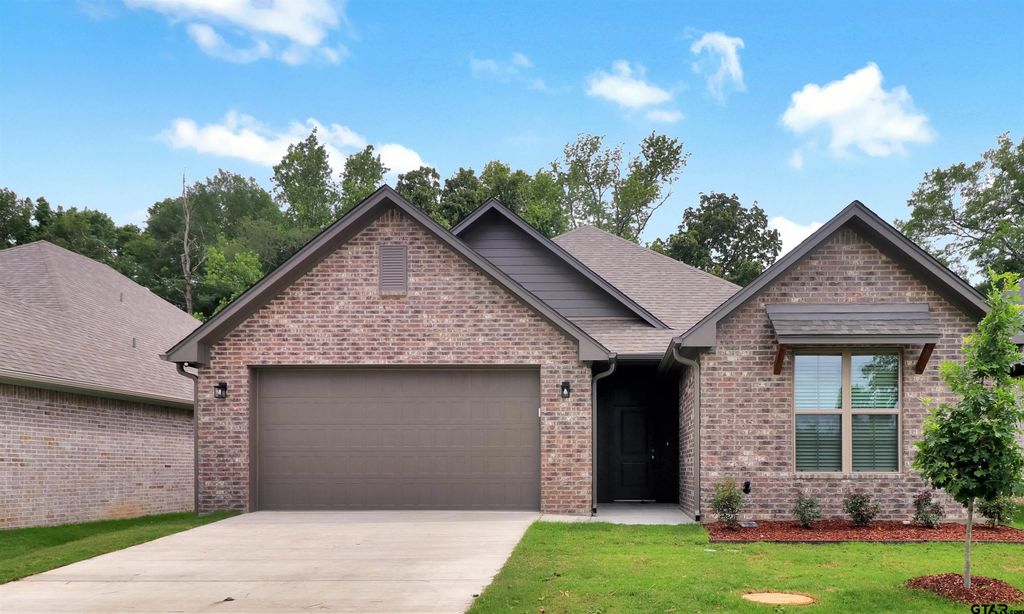 3057 Guinn Farms Rd, Tyler, TX 75707