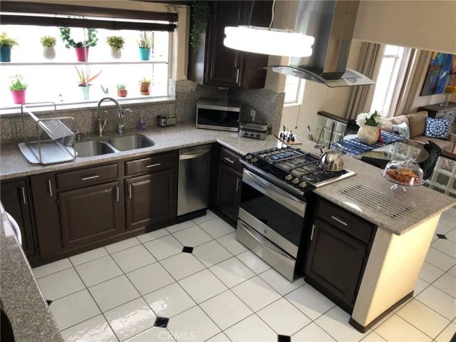 1958 Beverly Drive, Pasadena, CA 91104