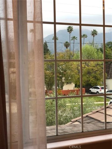 1958 Beverly Drive, Pasadena, CA 91104