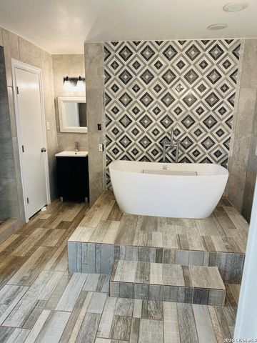 12335 Shepherd, Atascosa, TX 78002