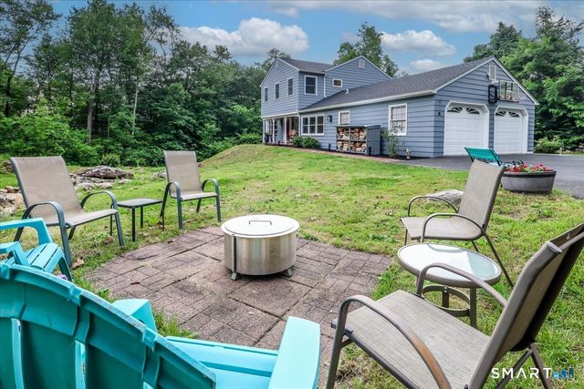 8 White Pine Drive, Brookfield, CT 06804
