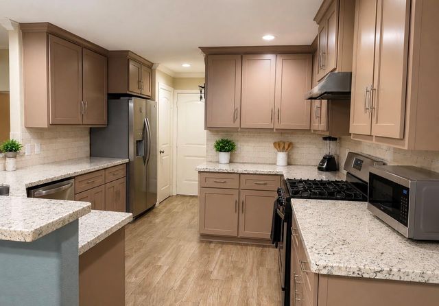 107 N 3rd Street, South Houston, TX 77587