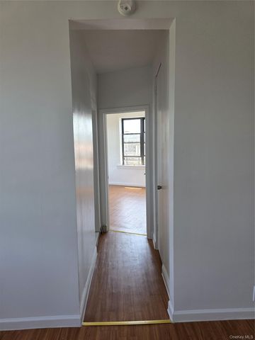 855 E 178th Street 18D, Bronx, NY 10460