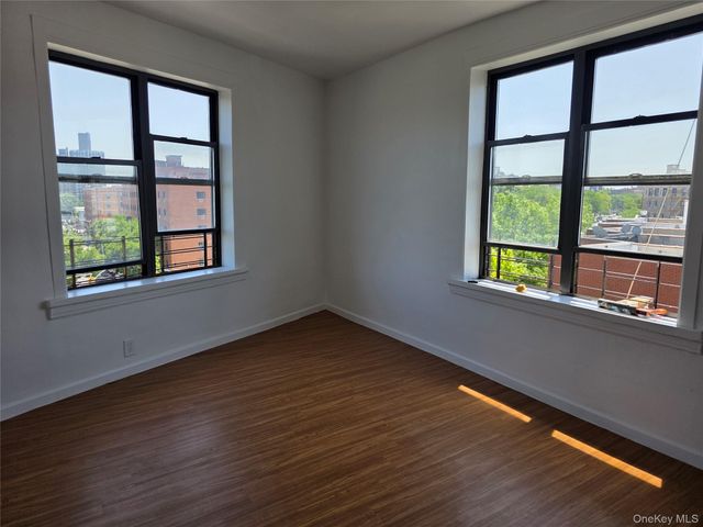 855 E 178th Street 18D, Bronx, NY 10460