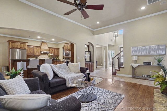 12006 S Oswego Avenue, Tulsa, OK 74137