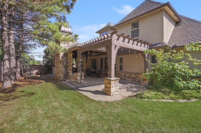 12006 S Oswego Avenue, Tulsa, OK 74137