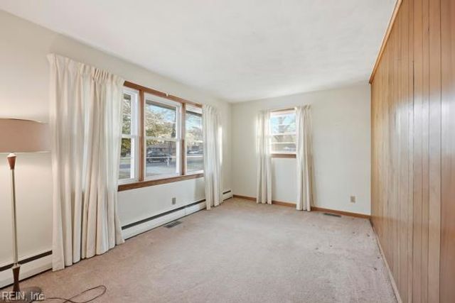 332 Lenore TRL, Chesapeake, VA 23320