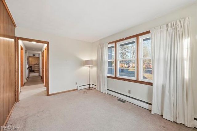 332 Lenore TRL, Chesapeake, VA 23320