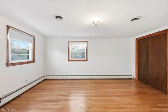 332 Lenore TRL, Chesapeake, VA 23320