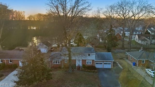 332 Lenore TRL, Chesapeake, VA 23320