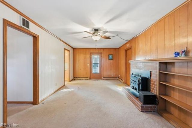 332 Lenore TRL, Chesapeake, VA 23320