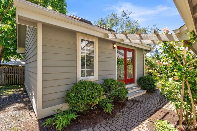 1757 Maple Street, Port Townsend, WA 98368