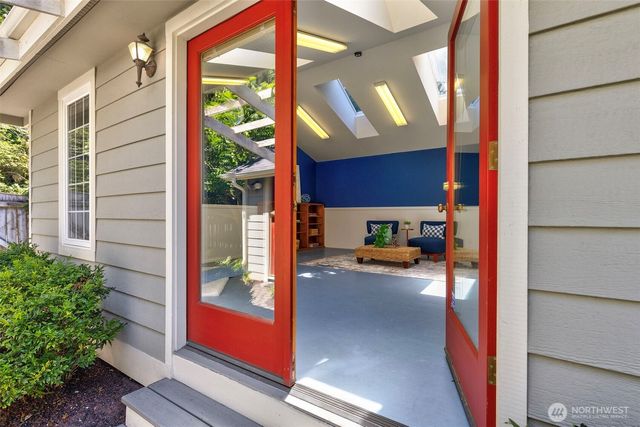 1757 Maple Street, Port Townsend, WA 98368
