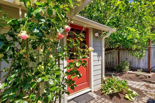 1757 Maple Street, Port Townsend, WA 98368