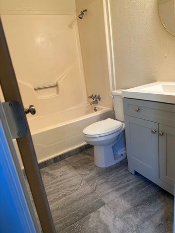 311 Pearce Road, Collinsville, TX 76233