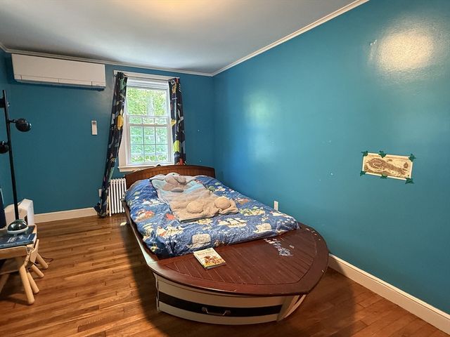 36 Risley Rd 36, Brookline, MA 02467