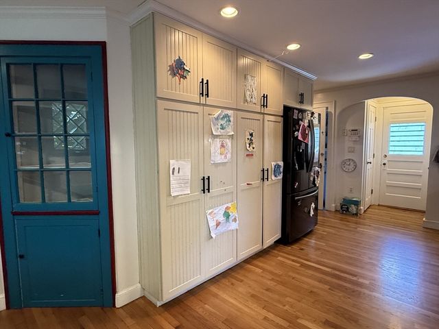 36 Risley Rd 36, Brookline, MA 02467
